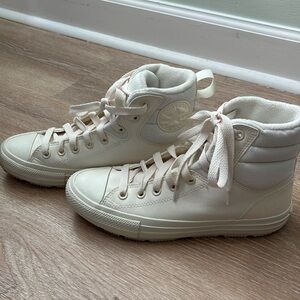 white high-top Converse Chuck Taylor All Star Berkshire Boot with fleece lining